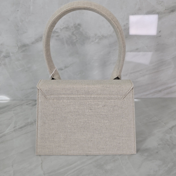 Jacquemus Le Grand Chiquito Bag - Picture 4 of 10